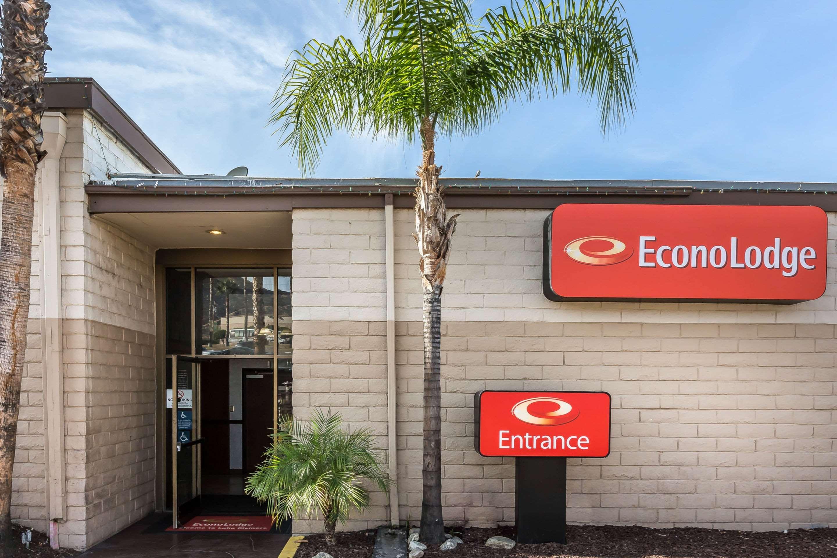 Econo Lodge Lake Elsinore Casino Exterior foto